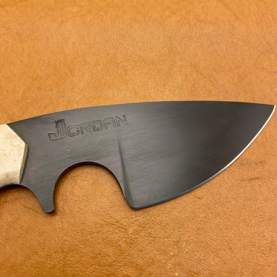 Faca Artesanal EDC Corian Fosfatizada-