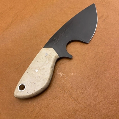 Faca Artesanal EDC Corian Fosfatizada